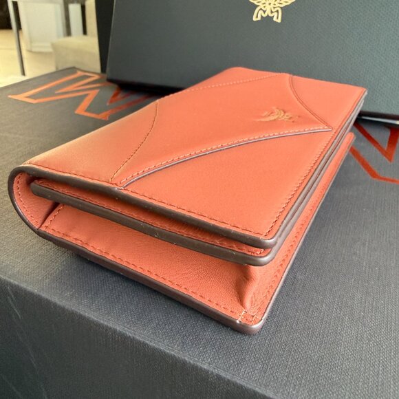 MCM Leather Wallet Purse On Removable Leather and Chain, MYL ESAK01 X7001 - Picture 8 of 16